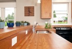 Кухонная столешница из натурального дерева