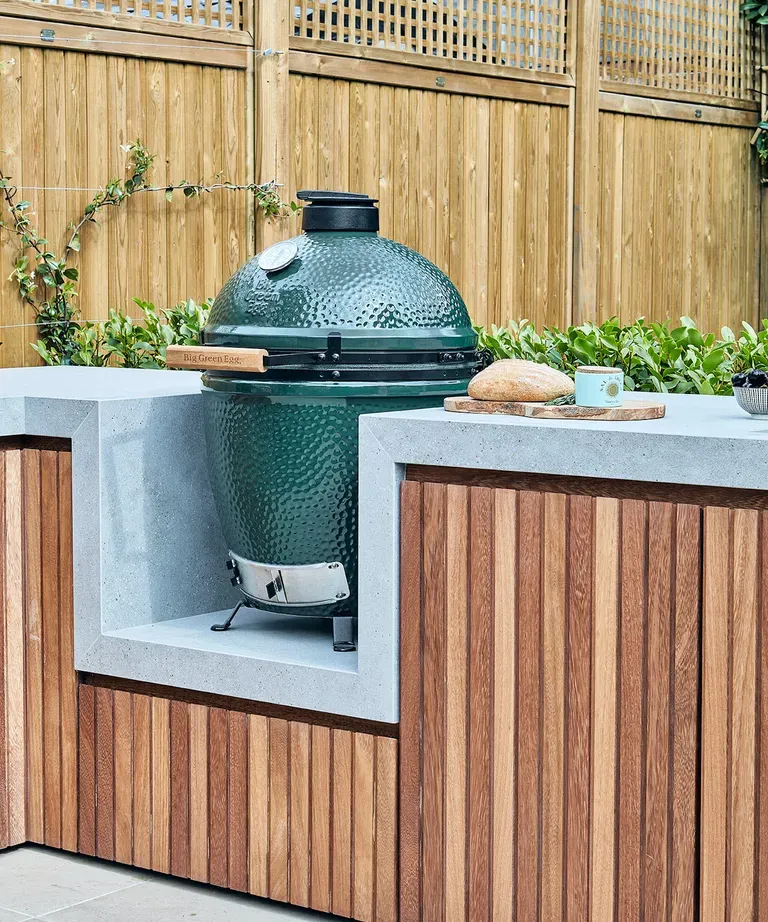 Встроенный гриль Big Green Egg