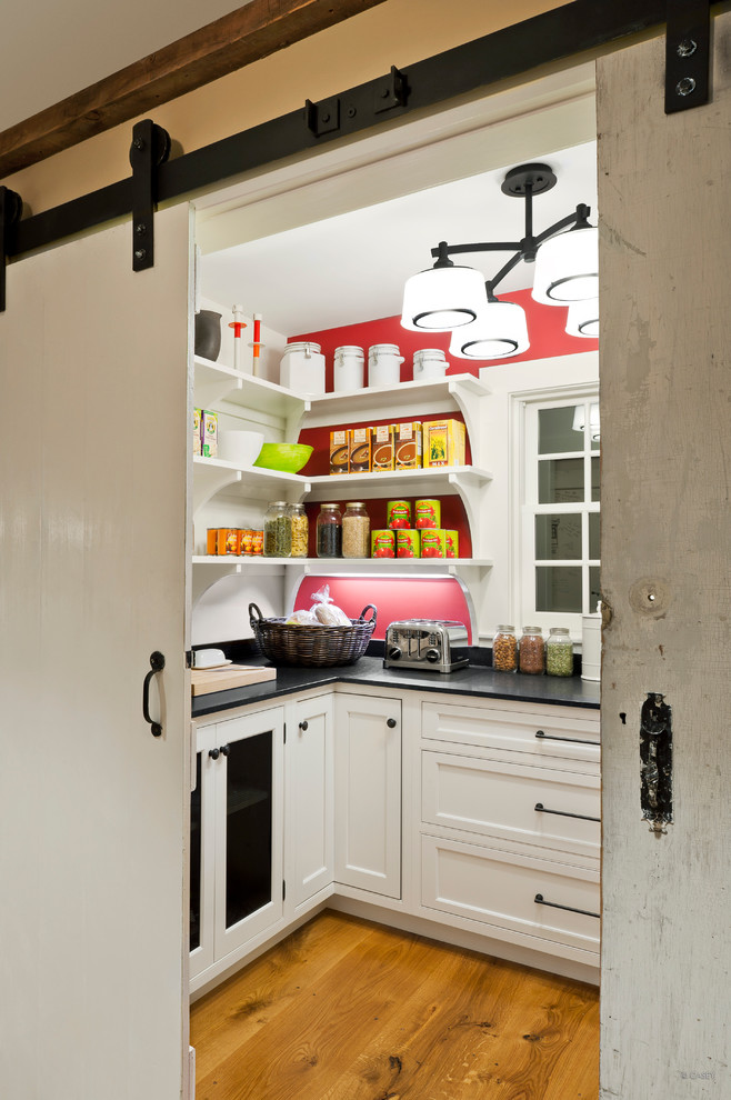 bright kitchen pantry 004