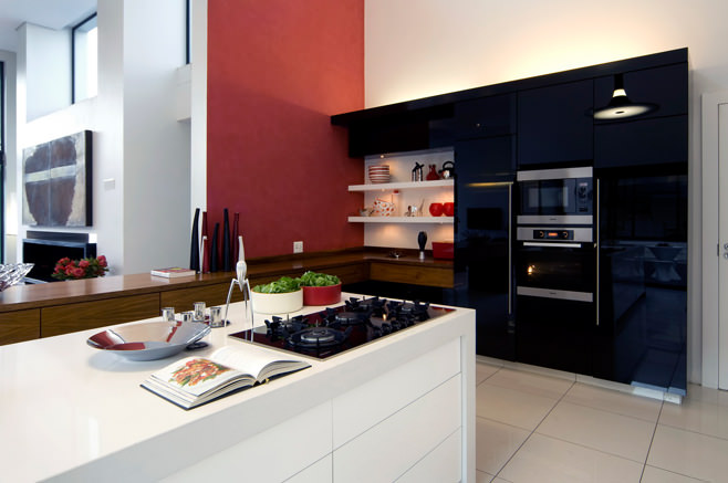 Ультрамодное оформление кухонного пространства от Nico van der Meulen