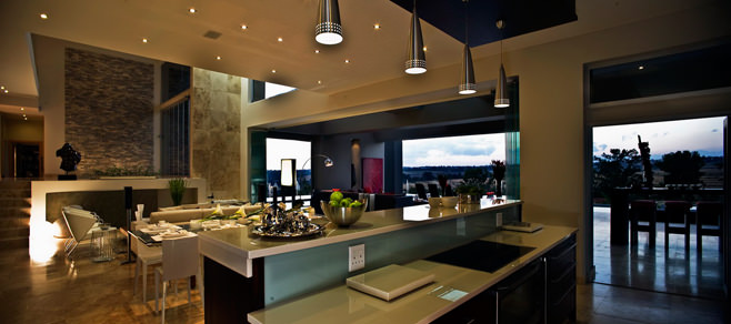 Ультрамодное оформление кухонного пространства от Nico van der Meulen