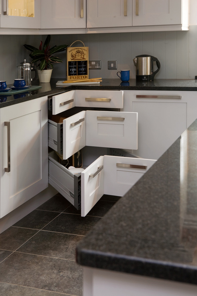 Как сделать дизайн кухонных шкафов более практичным?