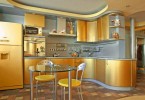 Кухонный гарнитур, наполненный золотым сиянием