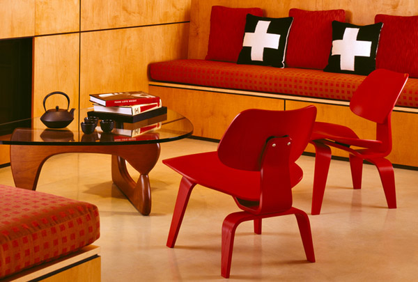 Уникальный дизайн стульев от Herman Miller 