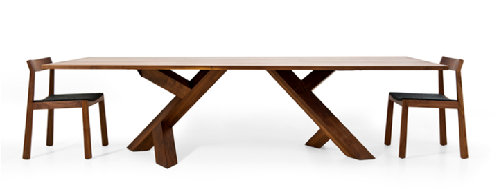 Обеденный стол из дерева Iconoclast table от IZM