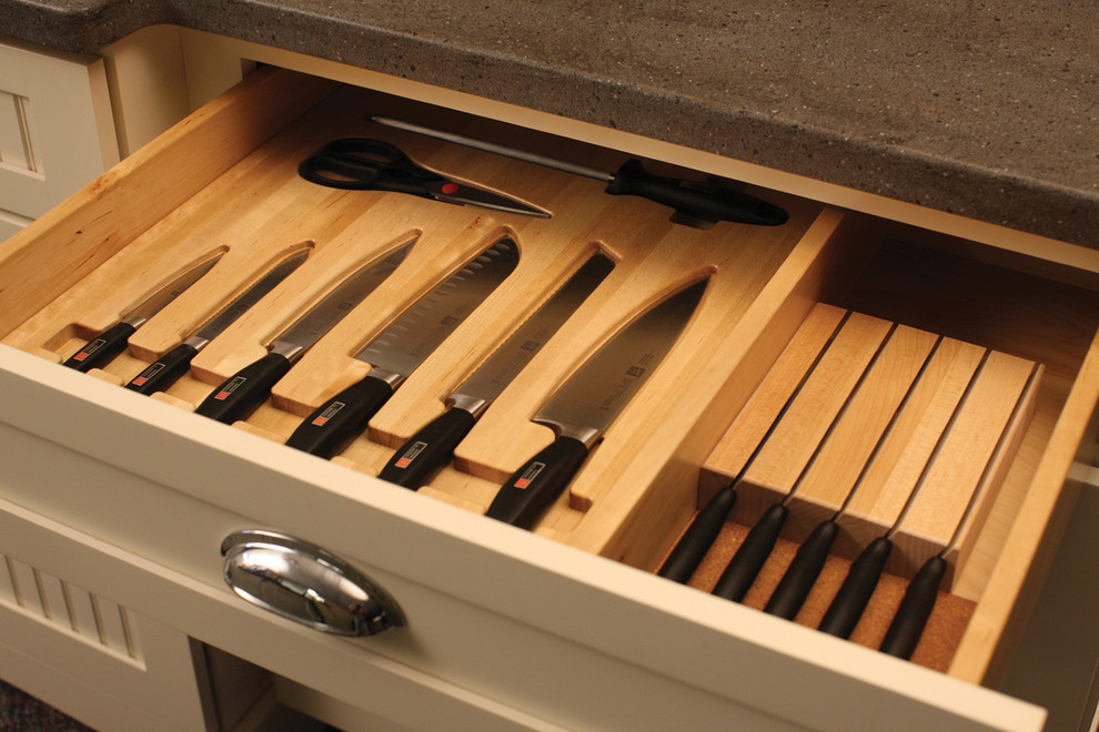 Кухонные аксессуары: набор ножей