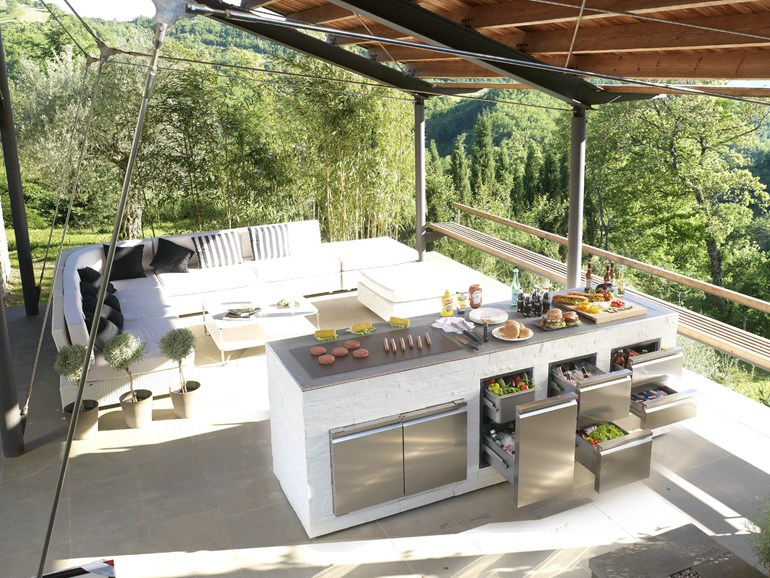 Летняя кухня Ronda на свежем воздухе