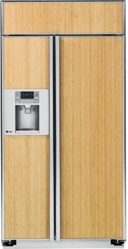 Светло-коричневая дверь холодильника
