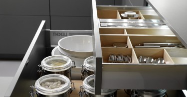 Оригинальный дизайн систем хранения посуды и мелкой кухонной утвари