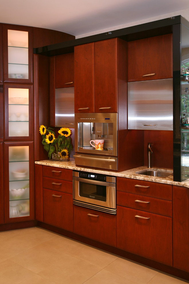 Стильная кофемашина интегрированная с мини-холодильником в интерьере кухни от Tim Kriebel – KRIEBELDESIGN