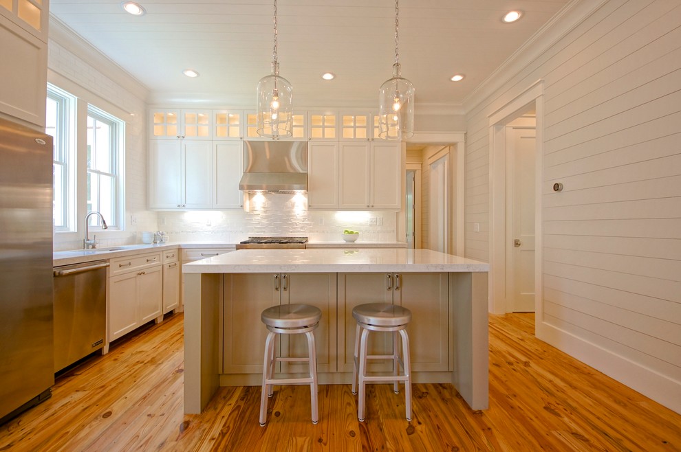 Потрясающий дизайн интерьера кухни в белой гамме от Melissa Lenox Design